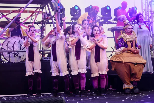 Kudüs İsrail 10 Mayıs 2018 eski şehir Kudüs, durdurulamaz sevinç Dans Festivali Altın diş Festivali'nde orta Krallığı kutlamaları akşam sahne