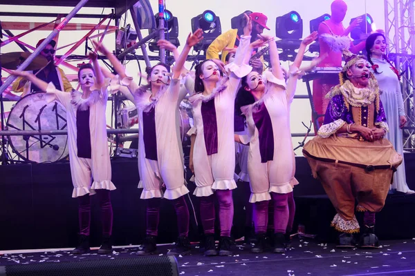 Kudüs İsrail 10 Mayıs 2018 eski şehir Kudüs, durdurulamaz sevinç Dans Festivali Altın diş Festivali'nde orta Krallığı kutlamaları akşam sahne