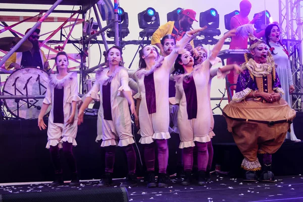 Kudüs İsrail 10 Mayıs 2018 eski şehir Kudüs, durdurulamaz sevinç Dans Festivali Altın diş Festivali'nde orta Krallığı kutlamaları akşam sahne