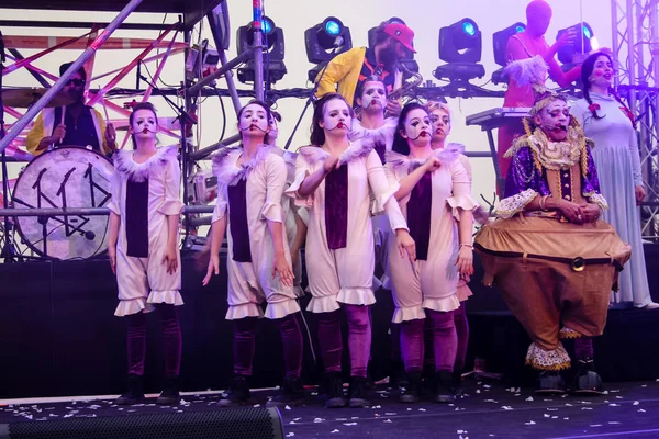 Kudüs İsrail 10 Mayıs 2018 eski şehir Kudüs, durdurulamaz sevinç Dans Festivali Altın diş Festivali'nde orta Krallığı kutlamaları akşam sahne