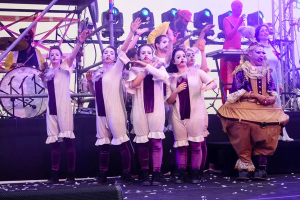 Kudüs İsrail 10 Mayıs 2018 eski şehir Kudüs, durdurulamaz sevinç Dans Festivali Altın diş Festivali'nde orta Krallığı kutlamaları akşam sahne