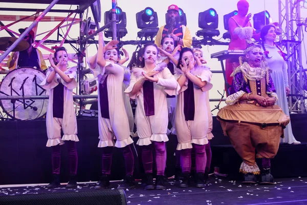 Kudüs İsrail 10 Mayıs 2018 eski şehir Kudüs, durdurulamaz sevinç Dans Festivali Altın diş Festivali'nde orta Krallığı kutlamaları akşam sahne