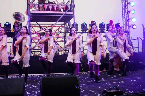 Kudüs İsrail 10 Mayıs 2018 eski şehir Kudüs, durdurulamaz sevinç Dans Festivali Altın diş Festivali'nde orta Krallığı kutlamaları akşam sahne