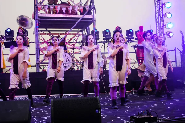 Kudüs İsrail 10 Mayıs 2018 eski şehir Kudüs, durdurulamaz sevinç Dans Festivali Altın diş Festivali'nde orta Krallığı kutlamaları akşam sahne