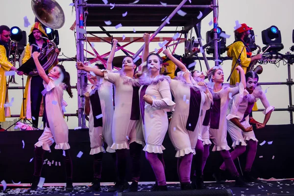 Kudüs İsrail 10 Mayıs 2018 eski şehir Kudüs, durdurulamaz sevinç Dans Festivali Altın diş Festivali'nde orta Krallığı kutlamaları akşam sahne