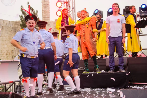 Kudüs İsrail 10 Mayıs 2018 eski şehir Kudüs, durdurulamaz sevinç Dans Festivali Altın diş Festivali'nde orta Krallığı kutlamaları akşam sahne