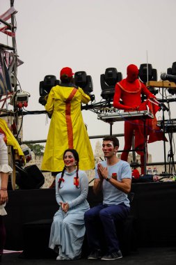 Kudüs İsrail 10 Mayıs 2018 Eski Kudüs şehri, altın diş Festivali'nde orta Krallığı kutlamaları görüntülemek sanatçıların festival sahne akşamı