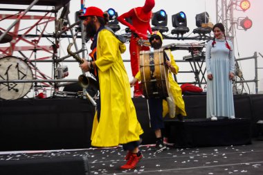 Kudüs İsrail 10 Mayıs 2018 Eski Kudüs şehri, altın diş Festivali'nde orta Krallığı kutlamaları görüntülemek sanatçıların festival sahne akşamı