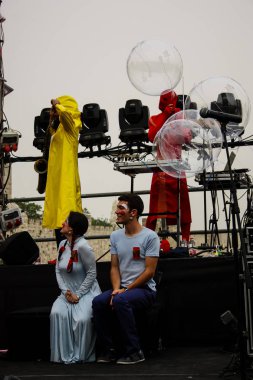 Kudüs İsrail 10 Mayıs 2018 Eski Kudüs şehri, altın diş Festivali'nde orta Krallığı kutlamaları görüntülemek sanatçıların festival sahne akşamı