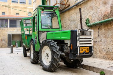 Kudüs İsrail 10 Mayıs 2018 traktör Eski Kudüs şehri akşam sokak görünümü