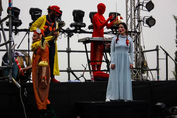 Kudüs İsrail 10 Mayıs 2018 Eski Kudüs şehri, altın diş Festivali'nde orta Krallığı kutlamaları görüntülemek sanatçıların festival sahne akşamı