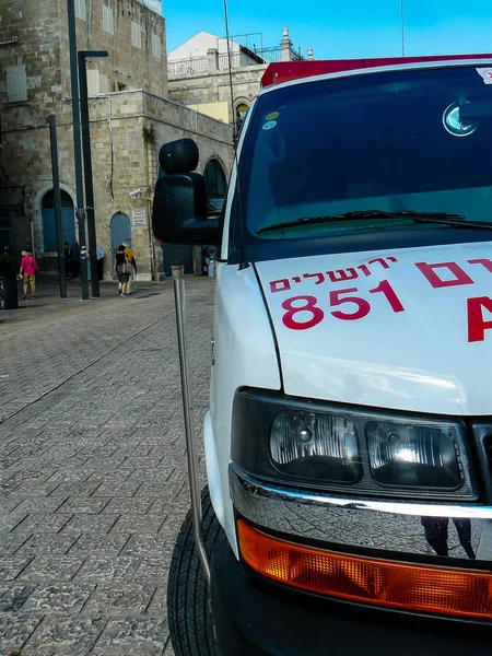 Jerusalem Israel May 2018 Ambulance Parked Street Old City Jerusalem — Stock Photo, Image