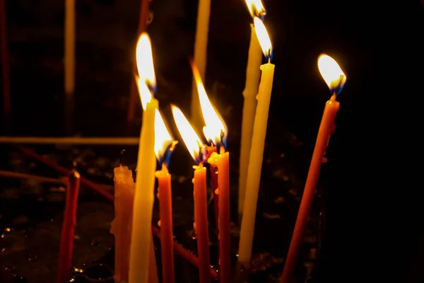 Éclairage Des Bougies Dans Église Saint Sépulcre Dans Vieille Ville — Photo