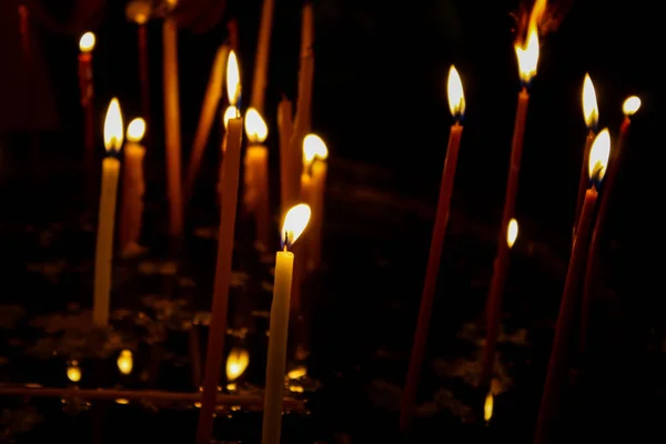 Verlichting Kaarsen Kerk Van Heilige Sepulchure Oude Stad Van Jeruzalem — Stockfoto