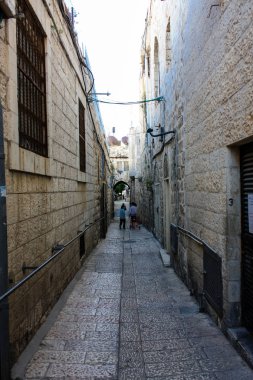 Kudüs İsrail 17 Mayıs 2018 bilinmeyen insanlar walkng Kudüs'ün eski şehri sokak görünümü