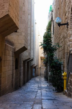 Kudüs İsrail 17 Mayıs 2018 Eski Kudüs şehri, Yahudi Mahallesi sokak görünümü