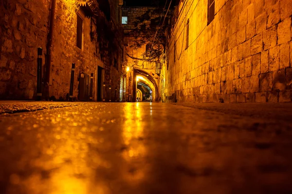 耶路撒冷以色列2018年5月17日在犹太处所的耶路撒冷老城街道的看法 — 图库照片