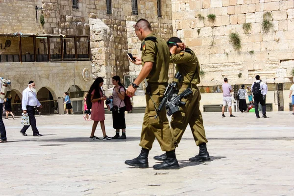 Jerusalem Israel May 2018 View Israeli Soldiers Walking Western Wall — Stock Photo, Image