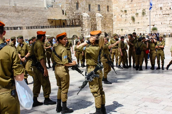 2017 Jerusalem Israel May 2018 View Israel Soldiers Standing Western — 스톡 사진