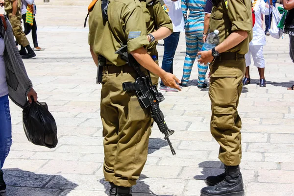 Jeruzalem Israël Mei 2018 Zicht Israëlische Soldaten Die Avonds Het — Stockfoto