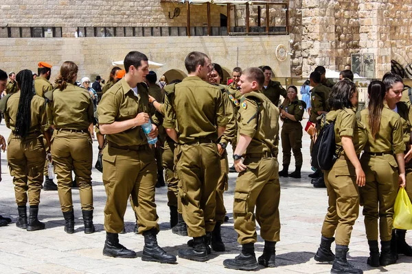 Jerusalem Israel Května 2018 Pohled Izraelské Vojáky Stojící Náměstí Západní — Stock fotografie