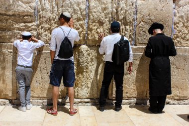 Kudüs İsrail 21 Mayıs 2018 görüntülemek açık dua bilinmeyenli halkı Batı Kudüs eski şehri akşam duvar