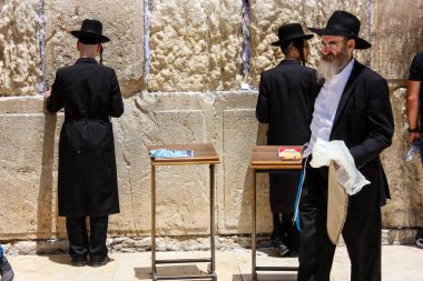 Kudüs İsrail 21 Mayıs 2018 görüntülemek açık dua bilinmeyenli halkı Batı Kudüs eski şehri akşam duvar