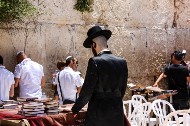 Kudüs İsrail 21 Mayıs 2018 görüntülemek açık dua bilinmeyenli halkı Batı Kudüs eski şehri akşam duvar