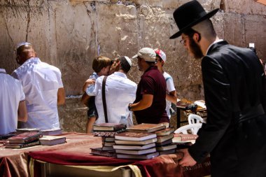 Kudüs İsrail 21 Mayıs 2018 görüntülemek açık dua bilinmeyenli halkı Batı Kudüs eski şehri akşam duvar