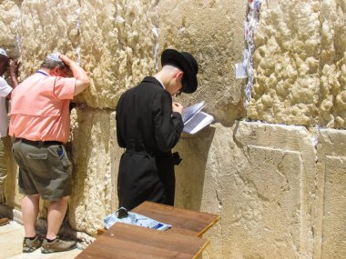 Kudüs İsrail 21 Mayıs 2018 görüntülemek açık dua bilinmeyenli halkı Batı Kudüs eski şehri akşam duvar