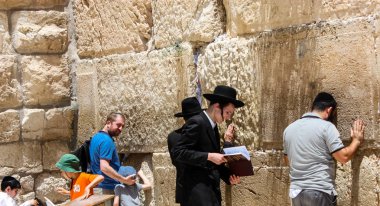 Kudüs İsrail 21 Mayıs 2018 görüntülemek açık dua bilinmeyenli halkı Batı Kudüs eski şehri akşam duvar