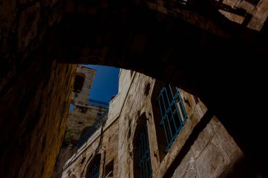 Kudüs İsrail 21 Mayıs 2018 Eski Kudüs şehri akşam Yahudi Mahallesi sokak görünümü