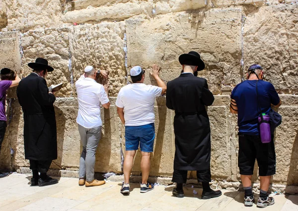 Jérusalem Israël Mai 2018 Vue Inconnus Gens Priant Devant Mur — Photo