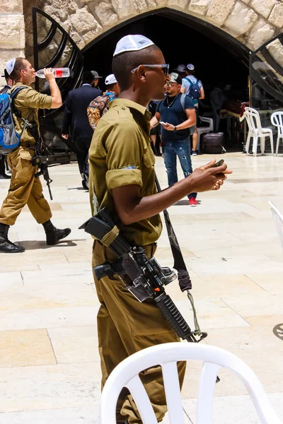 Jeruzsálem Izrael Május 2018 Ban Kilátás Izraeli Katona Állt Front — Stock Fotó