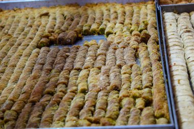 Kudüs İsrail 24 Mayıs 2018 çeşitli hamur işleri Closeup lehimlemek içinde çarşı Kudüs İsrail akşamları