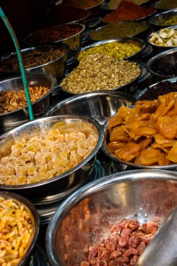 Kudüs İsrail 24 Mayıs 2018 çeşitli baharatlar Closeup lehimlemek içinde çarşı Kudüs İsrail