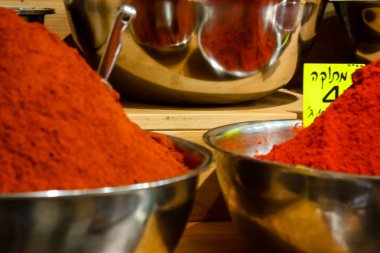 Kudüs İsrail 24 Mayıs 2018 çeşitli baharatlar Closeup lehimlemek içinde çarşı Kudüs İsrail