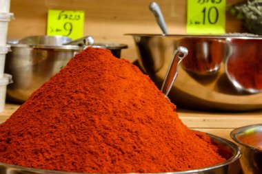 Kudüs İsrail 24 Mayıs 2018 çeşitli baharatlar Closeup lehimlemek içinde çarşı Kudüs İsrail