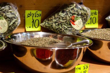 Kudüs İsrail 24 Mayıs 2018 çeşitli baharatlar Closeup lehimlemek içinde çarşı Kudüs İsrail