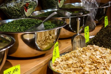 Kudüs İsrail 24 Mayıs 2018 çeşitli baharatlar Closeup lehimlemek içinde çarşı Kudüs İsrail