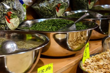 Kudüs İsrail 24 Mayıs 2018 çeşitli baharatlar Closeup lehimlemek içinde çarşı Kudüs İsrail