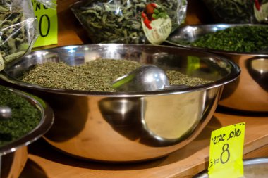 Kudüs İsrail 24 Mayıs 2018 çeşitli baharatlar Closeup lehimlemek içinde çarşı Kudüs İsrail