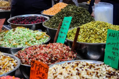 Kudüs İsrail 24 Mayıs 2018 çeşitli Kuruyemiş Closeup lehimlemek içinde çarşı Kudüs İsrail