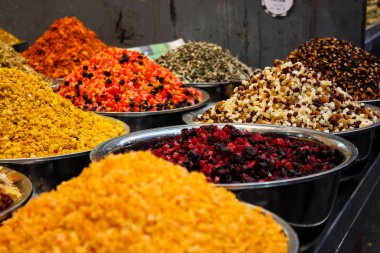 Kudüs İsrail 24 Mayıs 2018 çeşitli Kuruyemiş Closeup lehimlemek içinde çarşı Kudüs İsrail