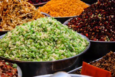 Kudüs İsrail 24 Mayıs 2018 çeşitli Kuruyemiş Closeup lehimlemek içinde çarşı Kudüs İsrail