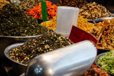 Kudüs İsrail 24 Mayıs 2018 çeşitli Kuruyemiş Closeup lehimlemek içinde çarşı Kudüs İsrail