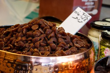 Kudüs İsrail 24 Mayıs 2018 bir gıda Closeup stand içinde belgili tanımlık çarşı Kudüs İsrail