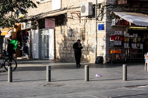 Jerusalém Israel Maio 2018 Desconhece Pessoas Andando Rua Jaffa Tarde — Fotografia de Stock