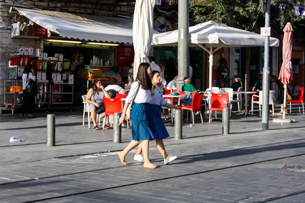 Jerusalén Israel Mayo 2018 Personas Desconocidas Caminando Por Calle Jaffa — Foto de Stock