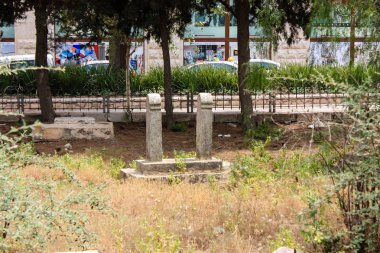 Kudüs İsrail 28 Mayıs 2018 Kudüs şehir merkezinde bir eski terk edilmiş Arap mezarlığı görünümü